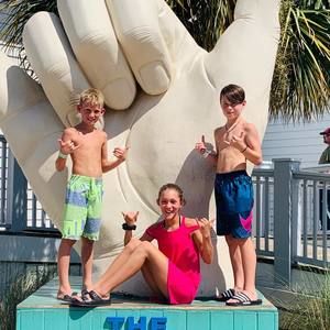 Meet your Posher, Pam